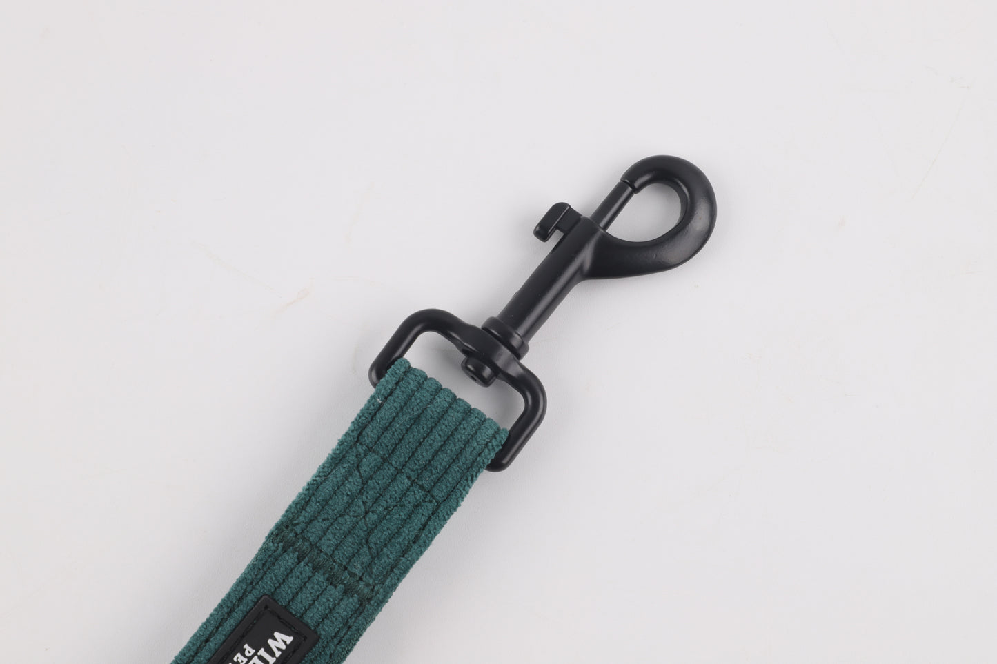 Car Restraint - Evergreen Pine